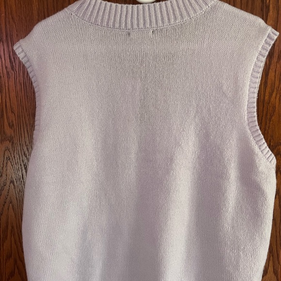 Lilac sweater vest! - Picture 2 of 2